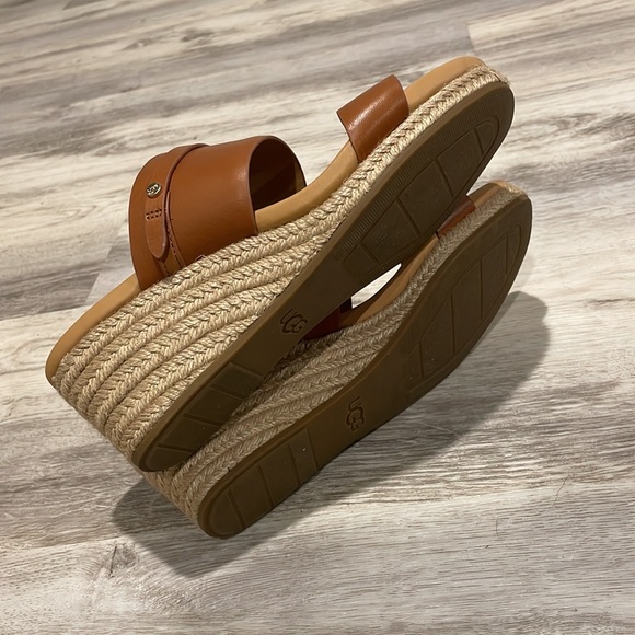 UGG Clog Wedge Leather Mule Slip on open toe Sandal Cognac Woven 8.5 - Picture 6 of 6